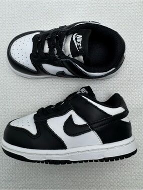 Nike Dunk Low  "Panda" white and black colorway sneakers, Size infant 6c